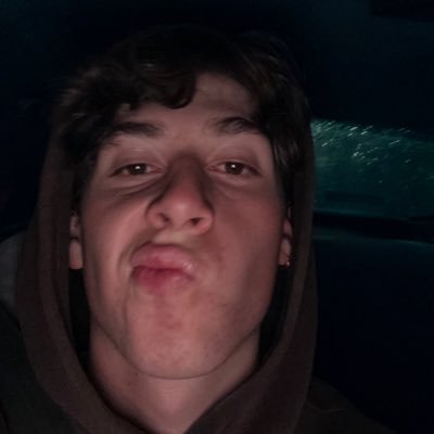 leosamumoz's profile picture. 