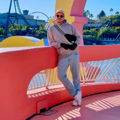 jord_e's profile picture. *No longer using this platform* ….. Lead content designer at @DWPDigital. Only one of my eyes works and my brain has too many tabs open! #ADHD (he/him)