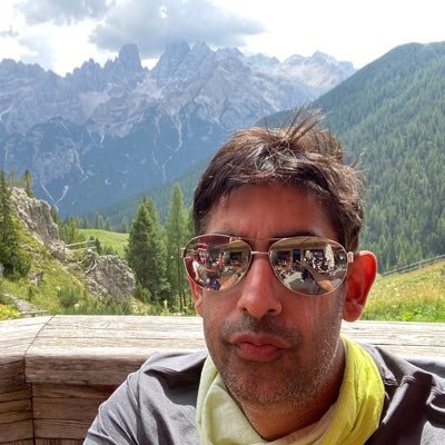 Conversational soul by nature.👨🏽💻🏌🏽♂️🏏🧐 #mentalhealthmatters. Polyglot. 🇬🇧🇺🇬🇰🇪🇮🇳 roots. Be kind to yourself, then to all