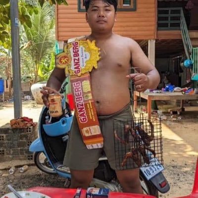 houy_kim12096's profile picture. 