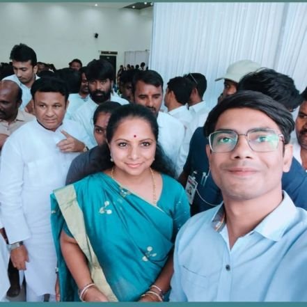 Junaid0_1's profile picture. S/o: Rafeeq Qureshi (Senior BRS leader, Nizamabad) | 
CEO - Kraftscore Technologies | ex Infosys | ex CBIT