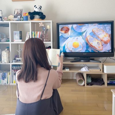 ふみもと つき 地球の片隅でゆったり本を読む28歳独身OL たまに 映画やドラマについても