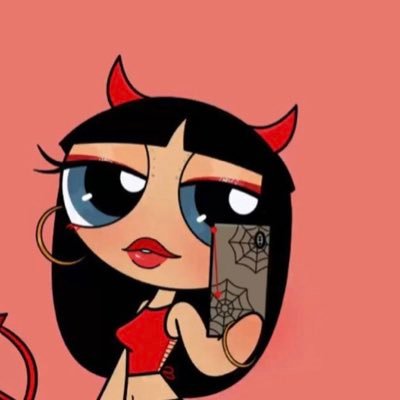 _CharlLouiise's profile picture. 