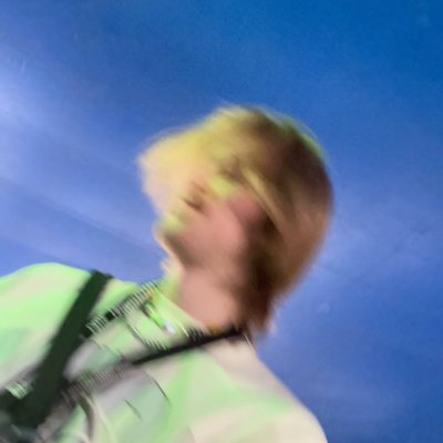 __vincnt's profile picture. building Surf @detahq