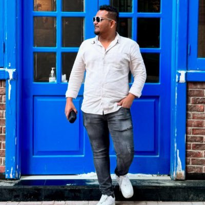 issanket's profile picture. Sleep is a free trail of death but with ads !