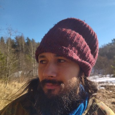 DraKoan's profile picture. В твиттере кроме меня читать некого //шринкфляция гениальности// крафтовые твитты (не содержат нейросеть) / никогда не храплю / хочу на море/ Илон, сними маску!