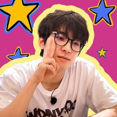 strwbae_rry's profile picture. 02z | 🍓💜 | 📷

˚˖𓍢🌷 wonwoorideul ✧˚.🎀