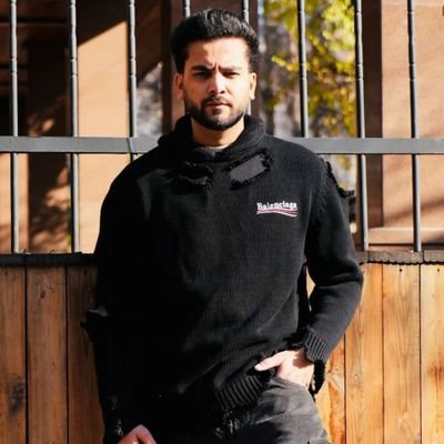 Kattar Elvish Yadav Vlogs Fan