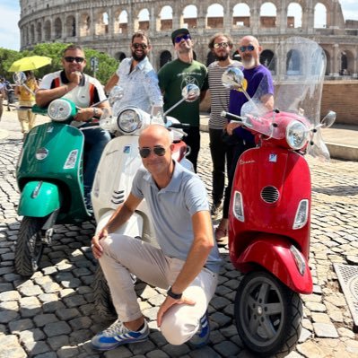 Private Vespa tours of Rome! We drive, you ride. ❤️🛵💨 #VespaVita
