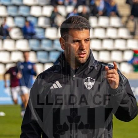 Entrenador At. Saguntino. Ex entrenador Lleida CF, CD Roda, UD Alzira