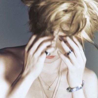 4BUTR3S's profile picture. REFORMA.