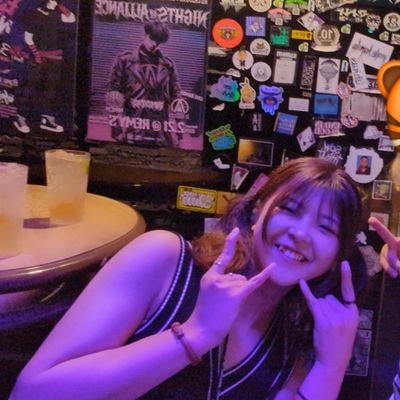 ラルク、VAMPS、HYDEさん、ABC🍒、MAKE MY DAY、As Alliance🏝️、PTP、NEMOPHILA、ビレッジマンズストア、打首、ジュリアンさん。(V系とメタル推し)
🌈初ライブは2021/5/30ラピバ30th。
お酒/動物/運転/一人旅/マンガ/ゲーム実況(TOP4)好き。インスタは↓