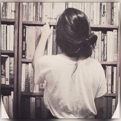 ~
कुछ बातें कल्पना में ही अच्छी लगती है,,
हकीकत में ना उनका अस्तित्व...ना ही होने की इच्छा होती है॥
महादेवमेरे सबको खुश रखें❤