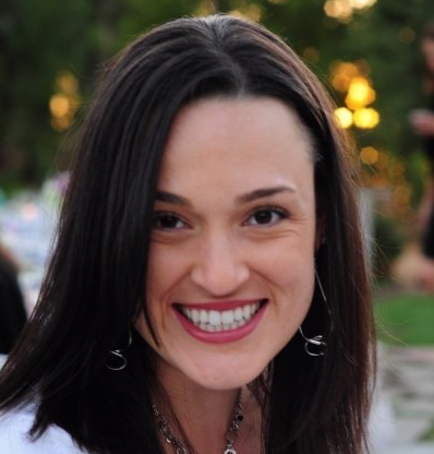 Born & raised in SoCal. Proud UCSD & USC alum. Student Affairs Professional @UCSanDiego Admissions. Lover of ballet, good beer & my sunny San Diego life! :)