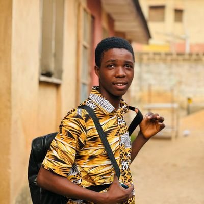 henry_adeb74422's profile picture. Henry adeboye