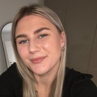 Maddie (@prettydevil90) 's Twitter Profile