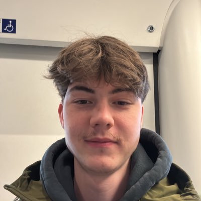 papa_door's profile picture. Co-owner and working on @fintechy_ai