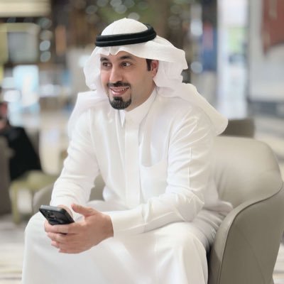 صحي ومهتم بالتعليم الطبي