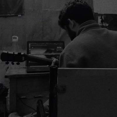 rishujain0721's profile picture. SDE intern at @gocometcom | BTech CSE | Song writer | Guitarist | Artist | Poet