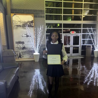 |Ferriday Louisiana|2025|PR’s: 100:12.1| 200m:25.2| gpa:3.7|LJ:17’7|