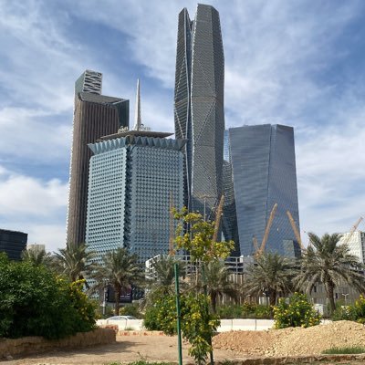 Hilah_alshu's profile picture. journalism and new media @Cmcimamu @imsiu_edu_sa Member at @bunnah_imsiu | @os_media1 | @CCimamu Believer in the power of words and the impact of visuals