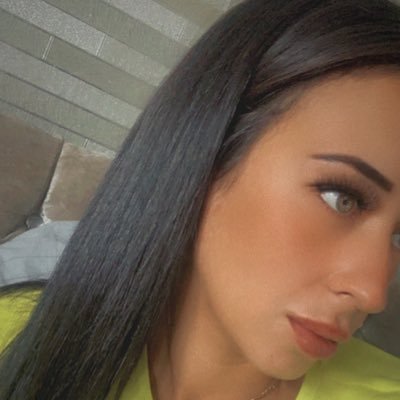 AJempress876's profile picture. 