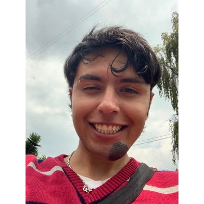 pryjuli's profile picture. 