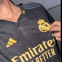 1:00 AM👤 (@np190ay) 's Twitter Profile Photo