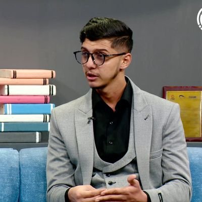 سخنران،گرداننده، داستان نویس
Public speaker, story writer, digital marketer & content creator.