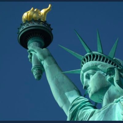 Helenli97422422's profile picture. 一燈能除千年暗 一智能㓕萬年愚