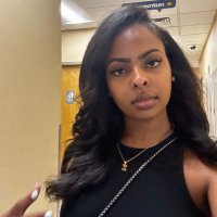 zubeida (@zubeida1_) 's Twitter Profile