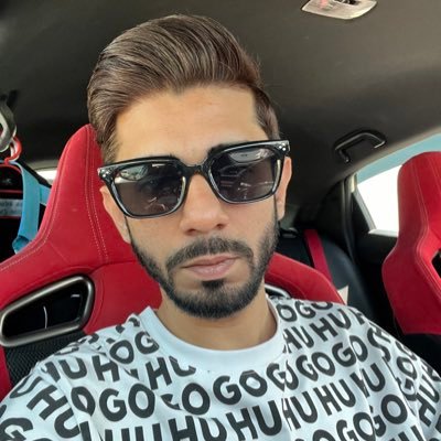 MShafiqHatim's profile picture. One day the people who never believed in you will talk about how they met you 🕴🏻