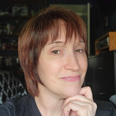 She/Her. Fiction YA #writer. Writing is my passion. Occasional #illustrator. Retro movies, #comics 80s & 90s enthusiast.