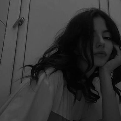 Airaasayss's profile picture. A single queen ❤
