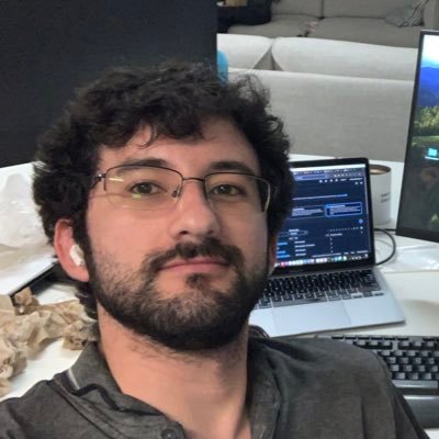 I’m a guy who likes all things absurd, AI, and DnD
@joingauntletai graduate
