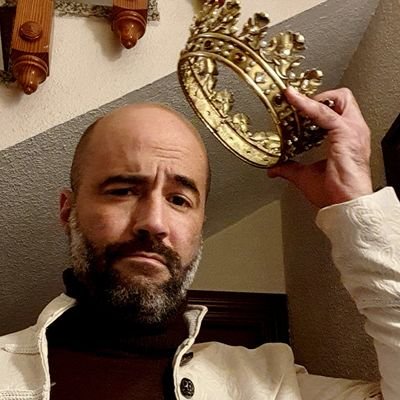 Organizador Profesional de Congresos. Escritor, poeta de vocación y un aventurero de la vida.
Autor de las novelas #LGTB
#ReyNonas
#ReyNaDestronada