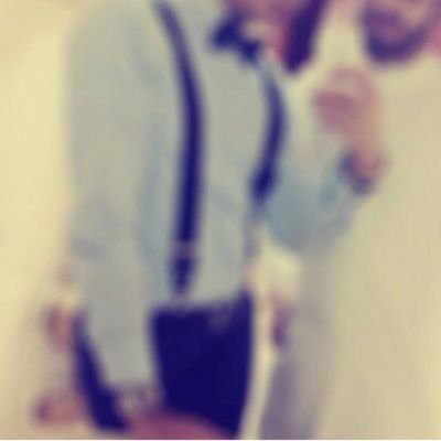 الشرقيه}عشريني افتقد نفسي فقط انامجموعة انسان عاطفي حنون رومنسي وتغلبني الطيبه.ابي التغيير وترك طريق اﻟـGay.انا اعرف الطريق ولكن اتجاهله