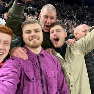 benyids's profile picture. 