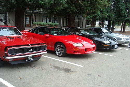 City boyz muscle car club... one of the youngest groups out there doin it! Follow: @SneakFein_cell , @WS6jj ,@lvrellmackin , @ahmteezy, @m6_sunny