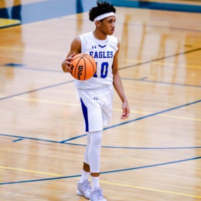 4evercball's profile picture. 5'10, 160 | Carl Sandburg Highschool | Combo Guard | 3.5 GPA | 8th Grade City Champion🥇 | 630-269-8832