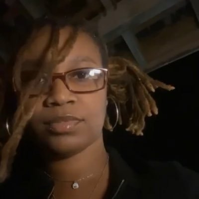 smooches333's profile picture. God 1st.🙏🏽 ▪️🏝️🇧🇸▪️Lover of music🎸🎹🎤▪️Blessed💯💯▪️