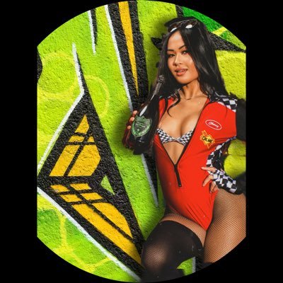 levlev_vee's profile picture. Find me on Stages! Performer: TeamEZEnt| Insomniac Events| Bae-tender 🍻| 👩🏻‍⚕️ IG:@mslevyvee #garagegirl#VQ35