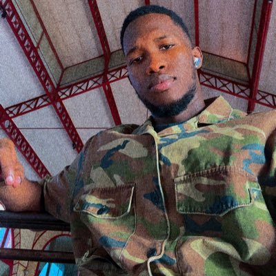 so_me_one_1's profile picture. Y a que devant notre Seigneur qu'on s'abaisse☝____To dare is to do😎🕊___ @FCBarcelona💙❤ .