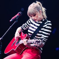 Robs ⸆⸉ saw Taylor ✨🌹 (@folklorerain) Twitter profile photo