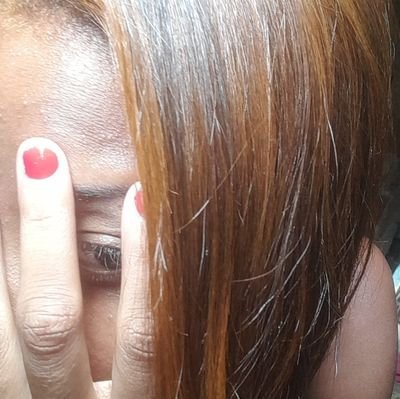FlviaSanto53512's profile picture. 