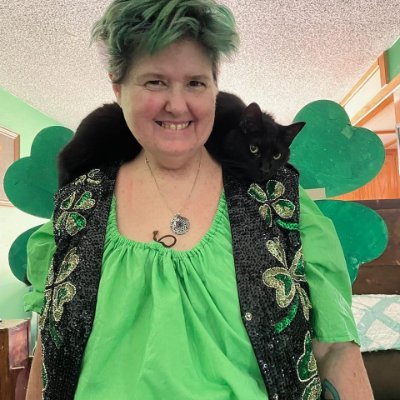 sfcelticgoddess's profile picture. Comanager at @mildlydangerous Writer, mischief maker