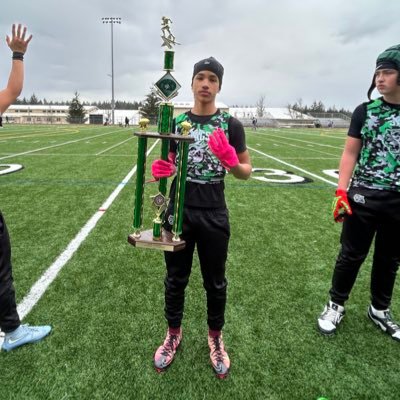 @JagnationFB |5’10 140 WR/S 4A-SPSL | Class of 2029 | Er jags football | 3.7 GPA | Instagram: jeremiah.linear01 | 2534083639 | NCAA ID# 2508699021