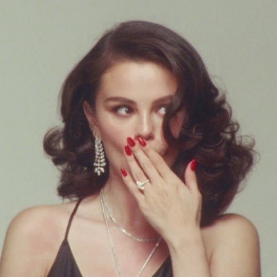 MiyuSelenaGomez's profile picture. Selena Gomez🌹@selenagomez/8.3revival tour she is my everything ❤️