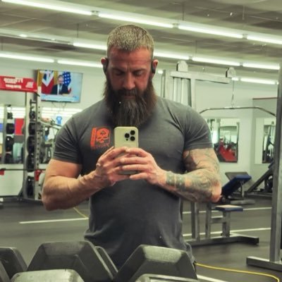 baggy615's profile picture. ¯\_(ツ)_/¯