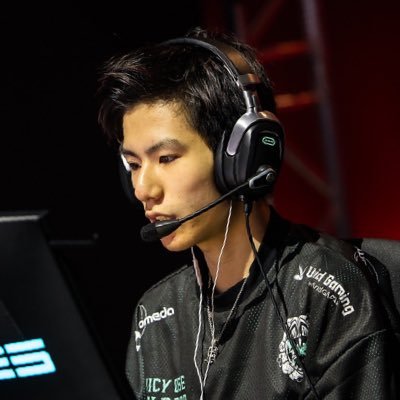 MiaK Profile